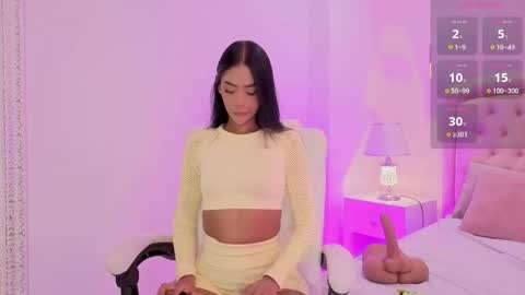 C H L O E  M O O N online show from 05/25/26, 11:05
