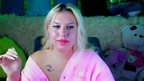 ChloeRicci online show from 09/21/25, 09:16