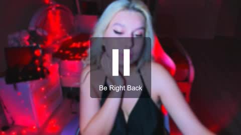 ChloeRicci online show from 10/19/25, 12:44