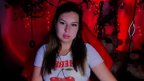 Snapshot of chloericci chatting on 07/27/26, 01:23 ChloeRicci online show from 07/27/26, 01:23