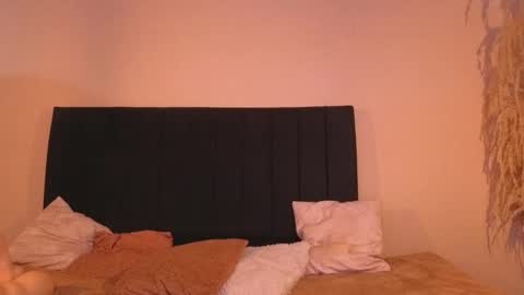 ChloeTurner  online show from 12/13/25, 07:53