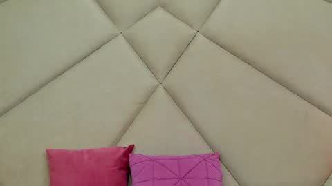 Chloe Vee online show from 02/15/26, 05:59