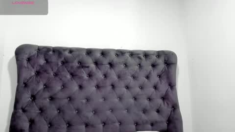 Chloe  online show from 09/15/25, 04:56