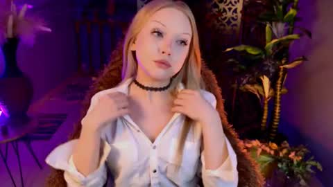 Snapshot of chloewight chatting on 02/20/26, 09:43 ChloeWight online show from 02/20/26, 09:43