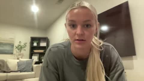 Chloe Babe online show from 01/12/26, 05:56