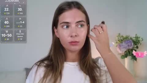 Snapshot of chloi_hes chatting on 10/09/25, 11:08 chloi_hes online show from 10/09/25, 11:08