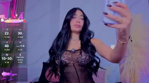 Snapshot of chlooee_ chatting on 04/07/26, 02:12 Chlooe online show from 04/07/26, 02:12