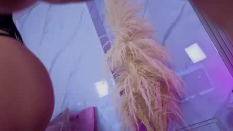 Snapshot of chlooee_ chatting on 04/09/26, 01:38 Chlooe online show from 04/09/26, 01:38