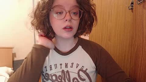 Snapshot of chmiri chatting on 02/01/25, 05:39 chmiri online show from 02/01/25, 05:39