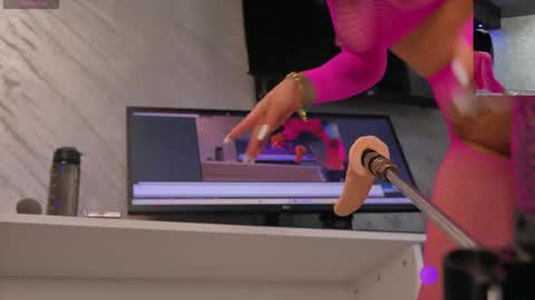 chocapika online show from 11/18/25, 07:02