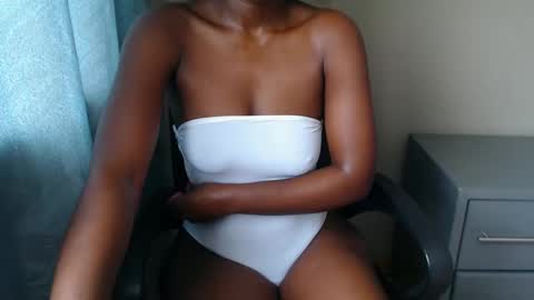 Daisy online show from 11/18/25, 08:52