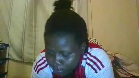 Snapshot of choclate_goddess chatting on 04/26/26, 04:15 Paula online show from 04/26/26, 04:15