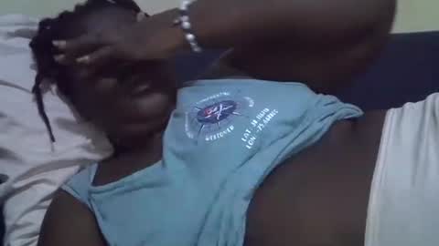 Snapshot of choclate_goddess chatting on 06/14/26, 02:20 Paula online show from 06/14/26, 02:20