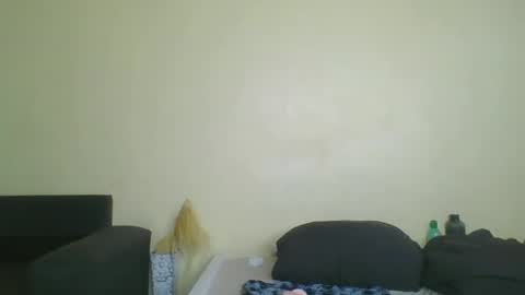 Snapshot of choco_baeb chatting on 01/14/25, 02:22 nei online show from 01/14/25, 02:22