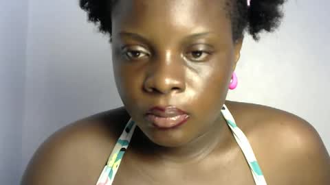 Snapshot of choco_bitch98 chatting on 05/07/26, 06:52 Hotchoco online show from 05/07/26, 06:52