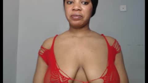 Snapshot of choco_chocox chatting on 09/09/25, 06:57 ESTHER online show from 09/09/25, 06:57