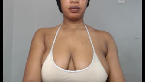 Snapshot of choco_chocox chatting on 10/14/25, 07:42 ESTHER online show from 10/14/25, 07:42