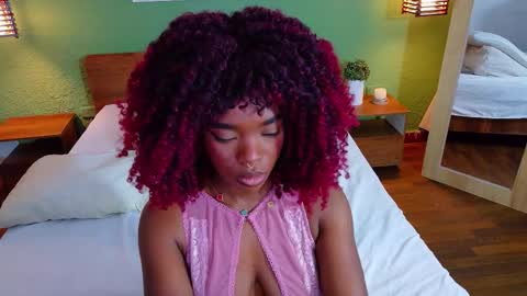 Camila Love online show from 10/25/25, 02:13