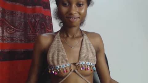 Snapshot of choco_petitqueen chatting on 12/11/24, 09:41 choco_petitqueen online show from 12/11/24, 09:41