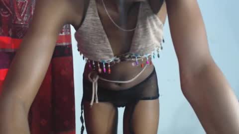 Snapshot of choco_petitqueen chatting on 12/27/24, 02:01 choco_petitqueen online show from 12/27/24, 02:01