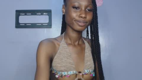 Snapshot of choco_petitqueen chatting on 01/10/25, 06:42 choco_petitqueen online show from 01/10/25, 06:42