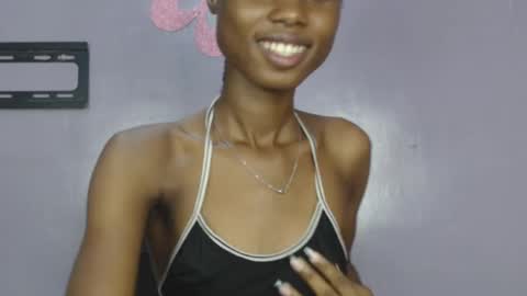 Snapshot of choco_petitqueen chatting on 01/13/25, 09:19 choco_petitqueen online show from 01/13/25, 09:19