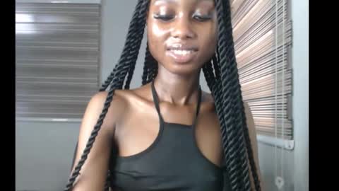 choco_petitqueen online show from 11/26/25, 08:37