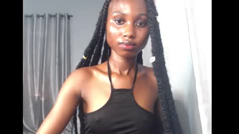 choco_petitqueen online show from 03/25/26, 07:58