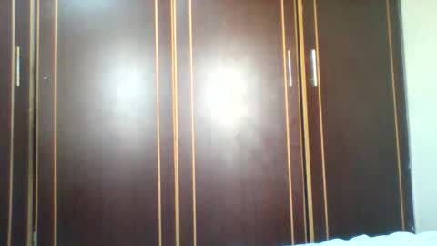 Snapshot of chocobabe002 chatting on 05/17/26, 06:00 chocobabe002 online show from 05/17/26, 06:00