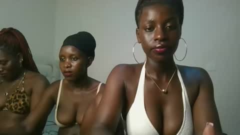 Iva online show from 10/16/25, 07:04