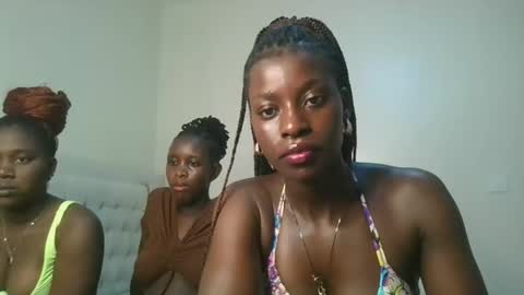 Iva online show from 10/17/25, 09:06