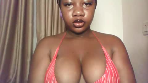 chocolateassgirl61 online show from 01/09/26, 07:00