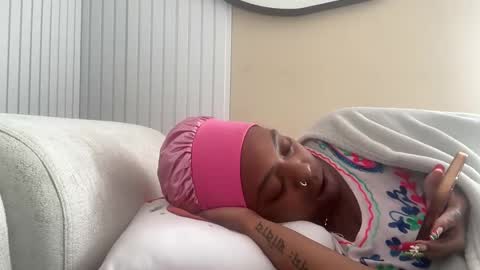 ChocolateCakeQueen online show from 12/24/24, 06:17