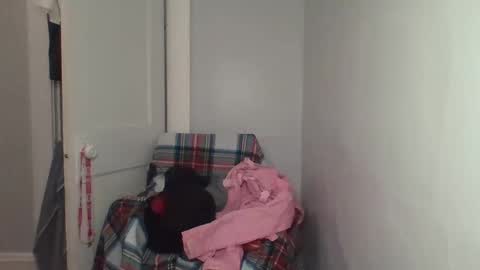 Snapshot of chocolatedolla chatting on 03/04/25, 09:32 chocolatedolla online show from 03/04/25, 09:32