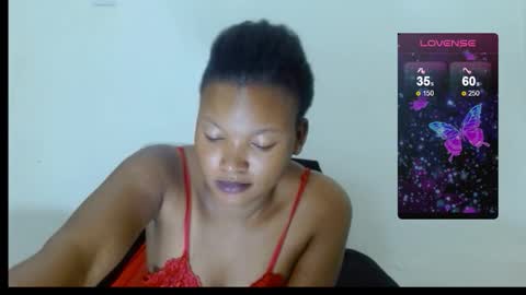 chocolatemilkebony online show from 09/15/25, 10:04