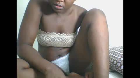 Snapshot of chocolateskin4 chatting on 03/03/25, 07:06 JANE online show from 03/03/25, 07:06