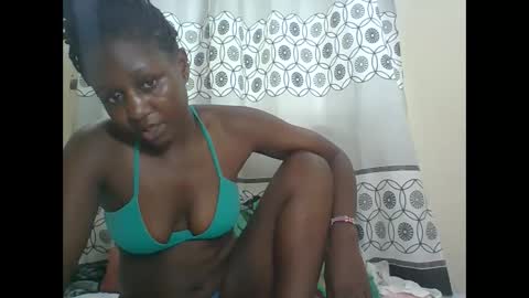 Snapshot of chocolateskin4 chatting on 11/21/25, 07:07 JANE online show from 11/21/25, 07:07