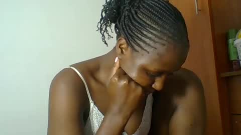 Snapshot of chocolateskin4 chatting on 07/17/26, 10:25 JANE online show from 07/17/26, 10:25