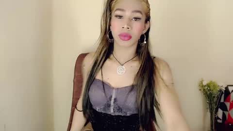 chocolatetriplex online show from 03/04/25, 03:26