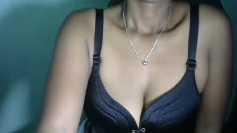 choe03 online show from 10/24/25, 04:31