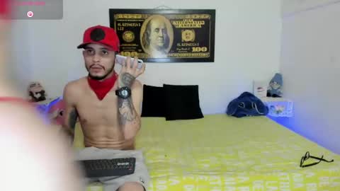 Snapshot of choe_and_chris chatting on 04/20/26, 04:43 Choe and Chris online show from 04/20/26, 04:43