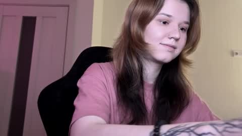 Lissa online show from 12/05/25, 04:58