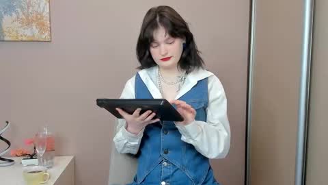Snapshot of chongchessor chatting on 03/30/26, 05:30 Cassandra online show from 03/30/26, 05:30
