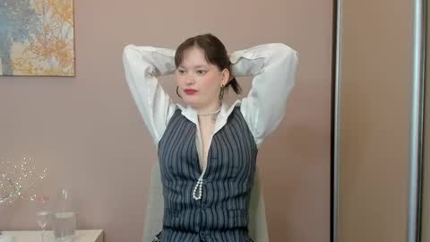 Snapshot of chongchessor chatting on 04/05/26, 05:04 Cassandra online show from 04/05/26, 05:04