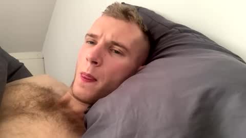 Johnny online show from 04/05/26, 06:21