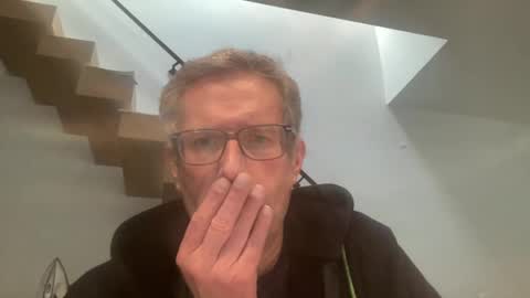 Snapshot of choupipat1 chatting on 03/04/25, 10:02 choupipat1 online show from 03/04/25, 10:02