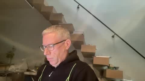 Snapshot of choupipat1 chatting on 03/11/25, 08:52 choupipat1 online show from 03/11/25, 08:52