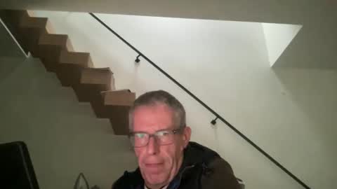 Snapshot of choupipat1 chatting on 10/28/25, 03:47 choupipat1 online show from 10/28/25, 03:47