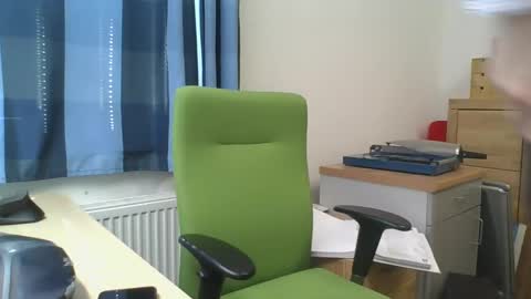 Snapshot of chr35is09 chatting on 03/04/25, 02:10 chr35is09 online show from 03/04/25, 02:10