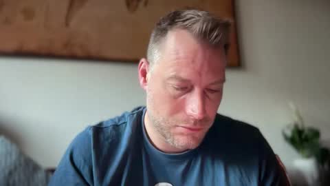 Christian online show from 04/05/26, 05:26